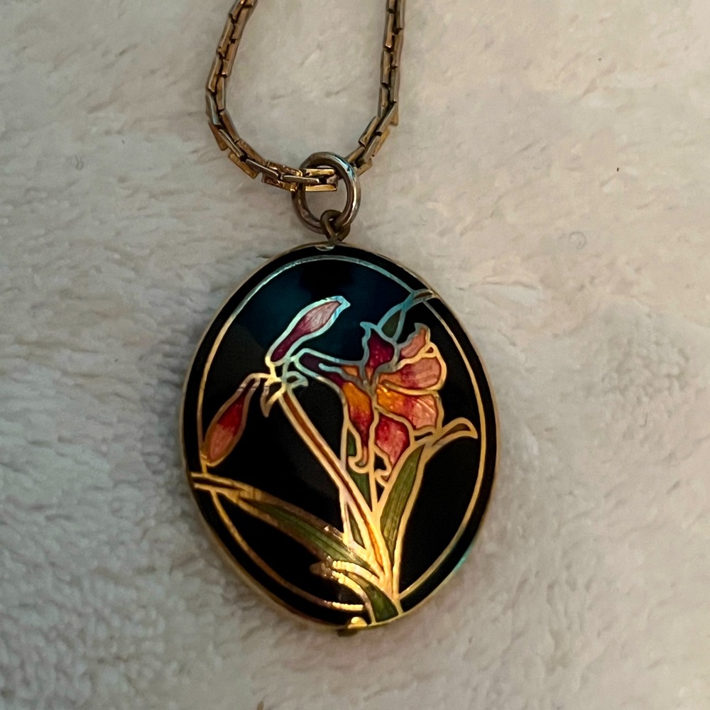 Vintage Cloisonne Lily Necklace